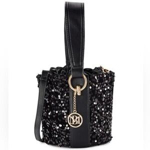 BADGLEY MISCHKA BLACK SEQUIN BUCKET BAG 🌟NWT🌟